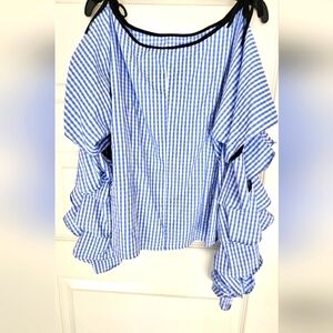 Sleeve ruffle top